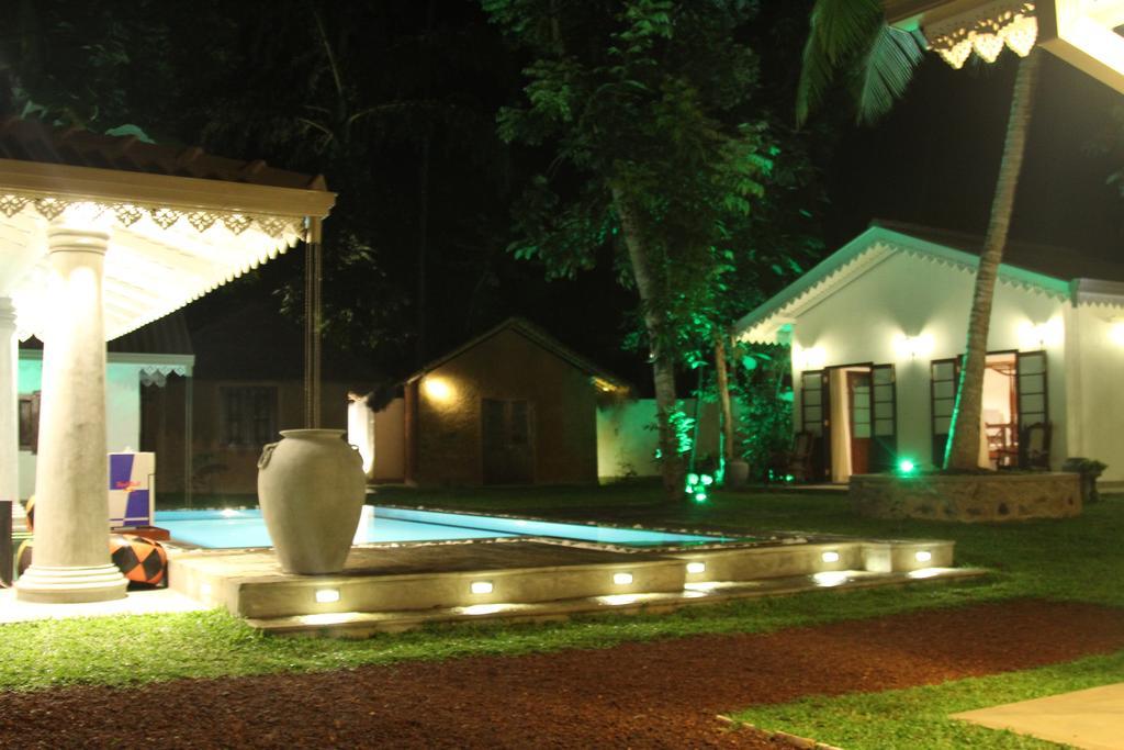 Villa Lotus Hikkaduwa Pokoj fotografie